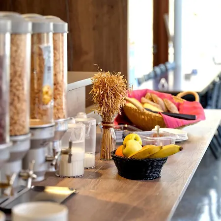 ホステル Youth Lultzhausen